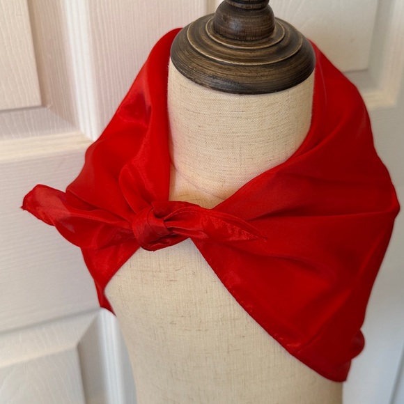 Red scarf 21” square silk feel - Picture 7 of 8